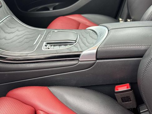 Used 2022 Mercedes-Benz GLC 300 4MATIC Coupe image 29