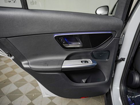 Certified 2026 Mercedes-Benz GLC 300 image 24