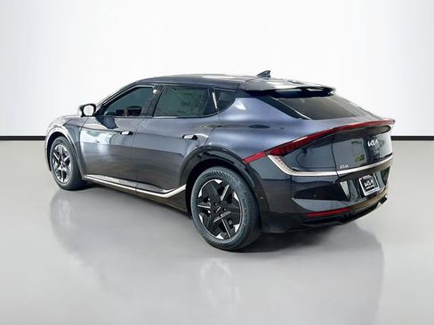New 2025 Kia EV6 Wind image 5