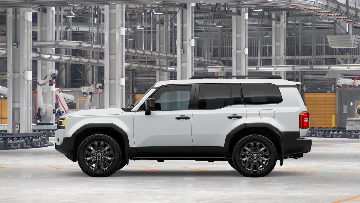 New 2027 Toyota Land Cruiser w/ Premium Package AWD/4WD image 4