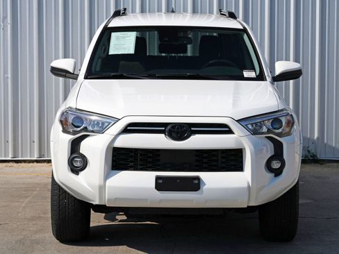 Used 2021 Toyota 4Runner SR5 image 44