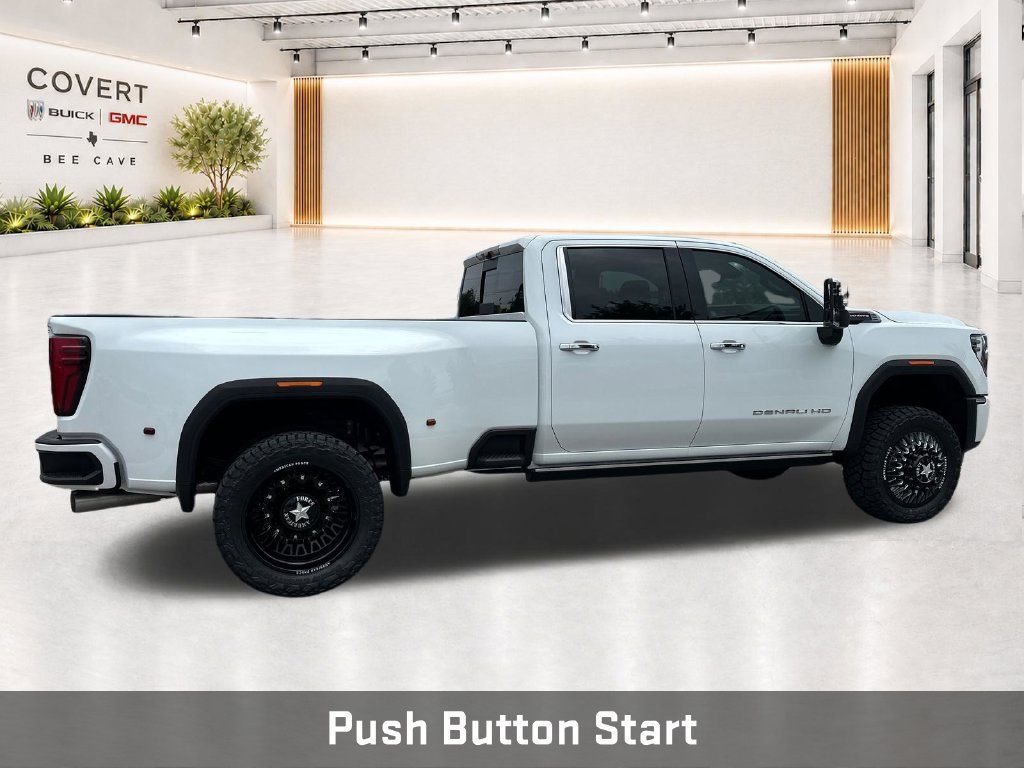 New 2026 GMC Sierra 3500 Denali Ultimate AWD/4WD image 13