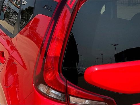 Used 2022 Kia Soul LX w/ Technology Package image 26