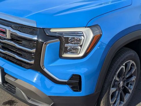 New 2026 GMC Terrain Elevation w/ Elevation Premium Package image 9