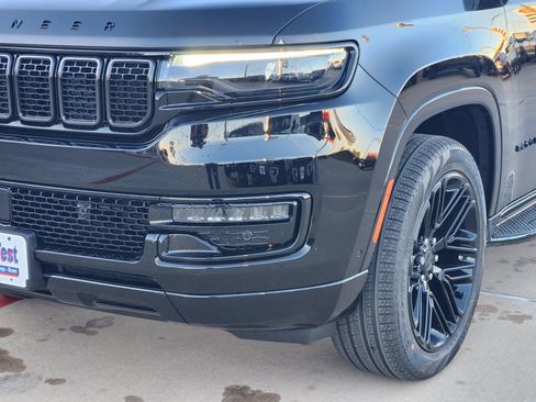 New 2025 Jeep Wagoneer Series II image 9