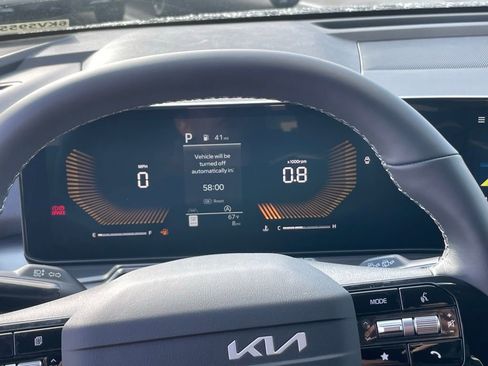 New 2026 Kia Sorento S w/ S Panoramic Sunroof Package AWD/4WD image 12