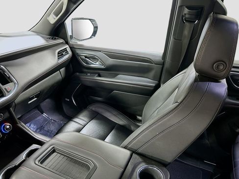 Used 2022 Chevrolet Tahoe RST w/ Sport Performance Package image 25