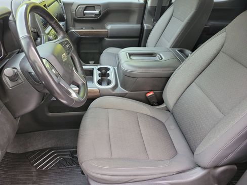 Used 2022 Chevrolet Silverado 1500 LT Trail Boss w/ Safety Package image 9