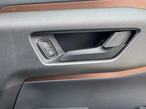 Used 2025 Ford Bronco Sport Outer Banks w/ Outer Banks Tech Package+ image 39