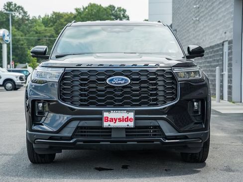 Used 2026 Ford Explorer ST-Line AWD/4WD image 3
