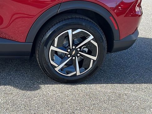 New 2026 Chevrolet Equinox EV LT image 9