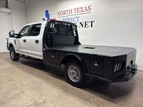 Used 2022 Ford F250 XL w/ Power Equipment Group AWD/4WD image 9
