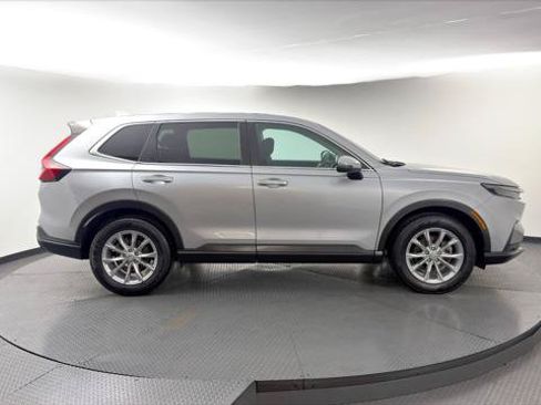 Used 2023 Honda CR-V EX image 9