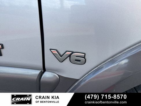 Used 2001 Honda Passport EX image 11