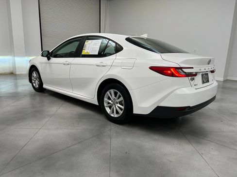 Used 2025 Toyota Camry LE FWD image 6