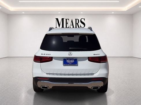 Used 2022 Mercedes-Benz GLB 250 4MATIC w/ Premium Package Lite image 4