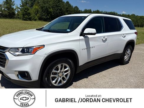 Used 2019 Chevrolet Traverse LT FWD image 1