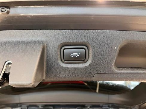 Used 2023 Hyundai Santa Fe SEL image 9