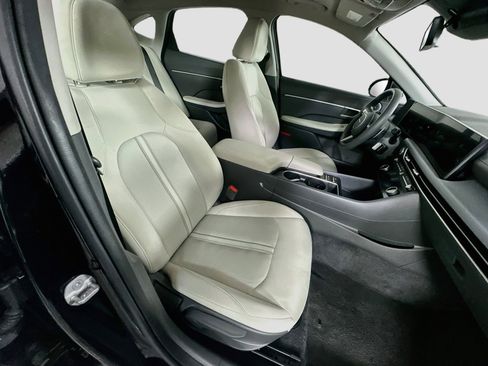 Used 2025 Hyundai Sonata SEL FWD image 30