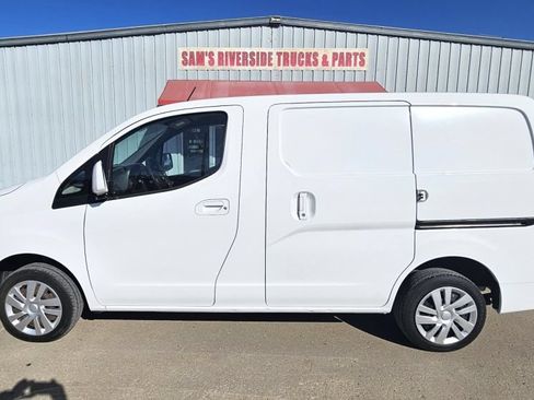 Used 2015 Chevrolet City Express LT w/ Appearance Package FWD image 4