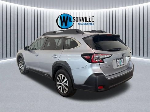 Certified 2024 Subaru Outback Premium AWD/4WD image 8
