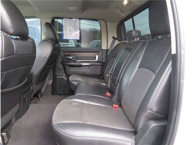Used 2017 RAM 1500 Laramie AWD/4WD image 5