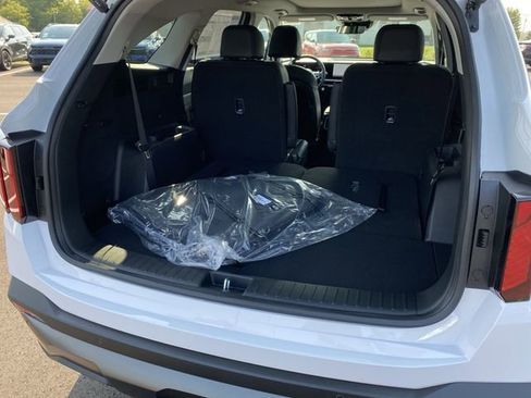 New 2025 Kia Sorento SX image 17