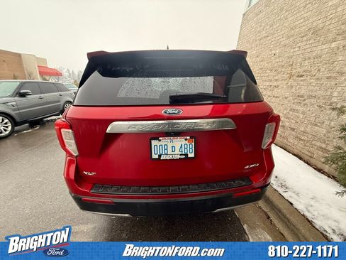 Used 2023 Ford Explorer XLT w/ Equipment Group 202A image 6