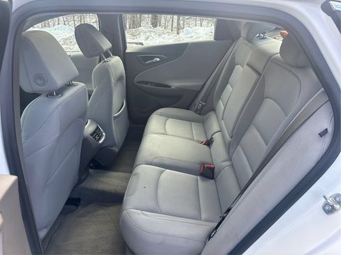 Used 2024 Chevrolet Malibu LT FWD image 10