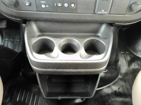 Used 2020 Chevrolet Express 2500 w/ Driver Convenience Package RWD image 31