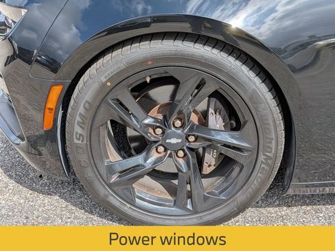 Used 2019 Chevrolet Camaro SS RWD image 12
