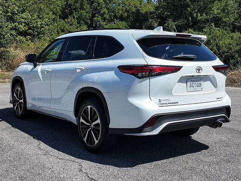 Used 2022 Toyota Highlander XSE image 48