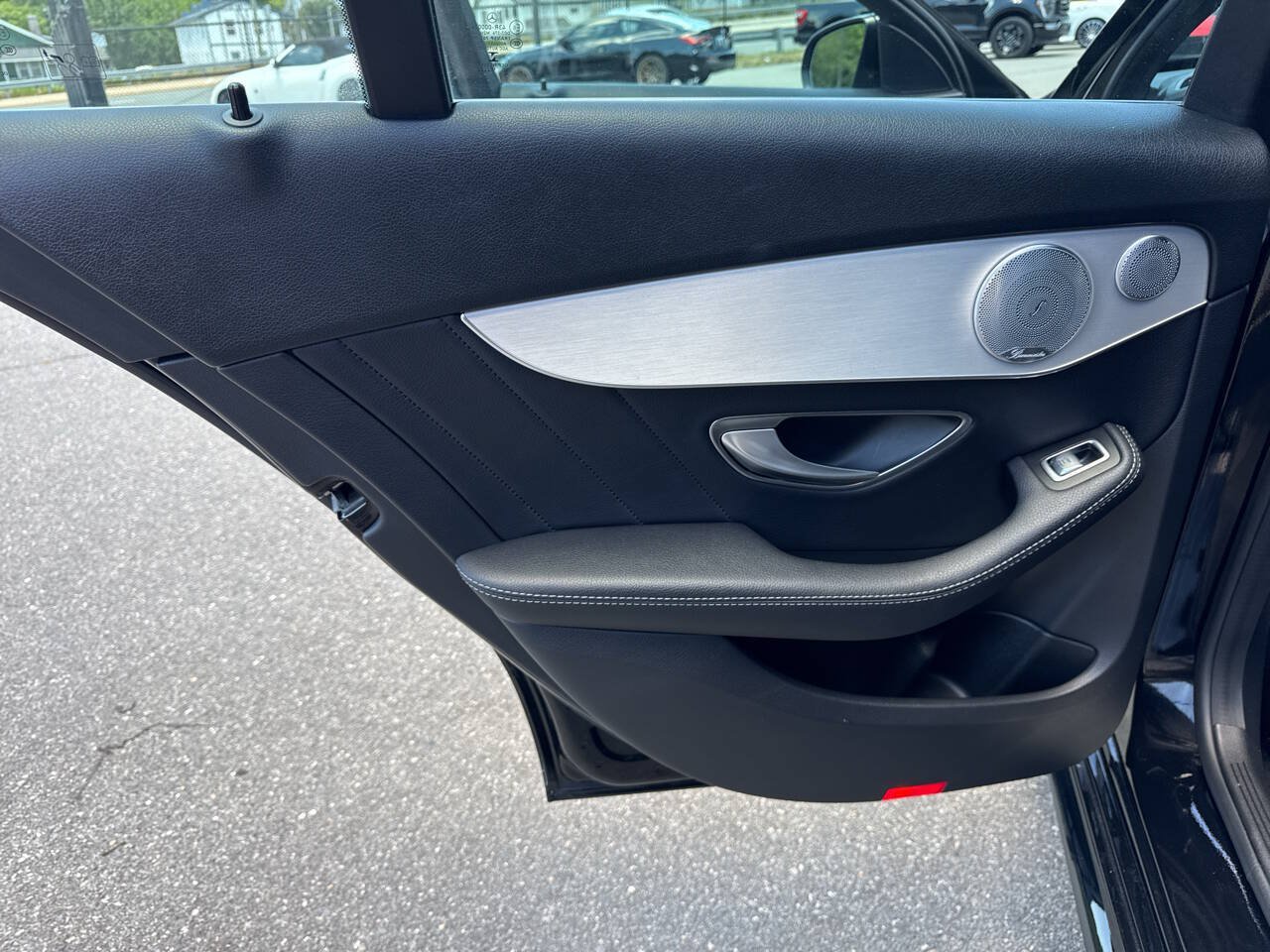 Used 2019 Mercedes-Benz C 300 Sedan image 28