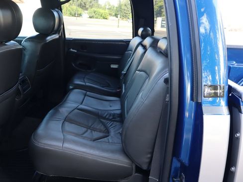 Used 2003 GMC Sierra 3500 SLE AWD/4WD image 19