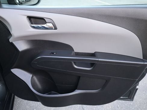 Used 2016 Chevrolet Sonic LT w/ Driver Confidence Package FWD image 14