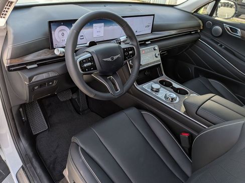 New 2026 Genesis GV80 2.5T Advanced image 12