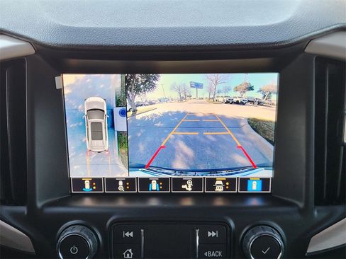 Used 2024 GMC Terrain Denali w/ Denali Premium Package image 15