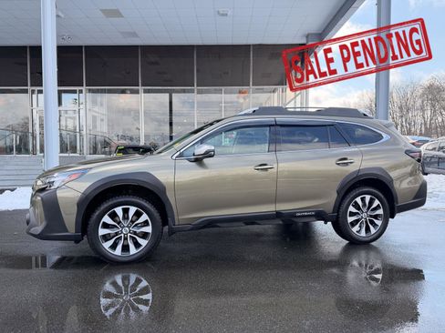 Certified 2023 Subaru Outback Touring XT image 1