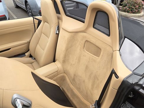 Used 2013 Porsche Boxster image 17