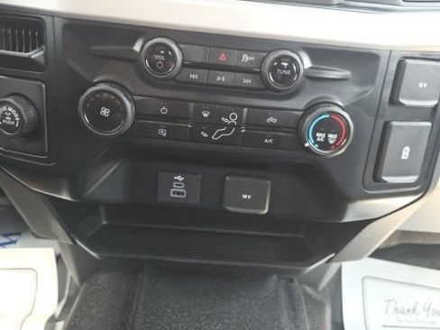 Used 2025 Ford F350 XL w/ XL Chrome Package RWD image 20