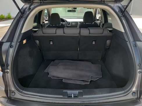 Used 2021 Honda HR-V EX image 31