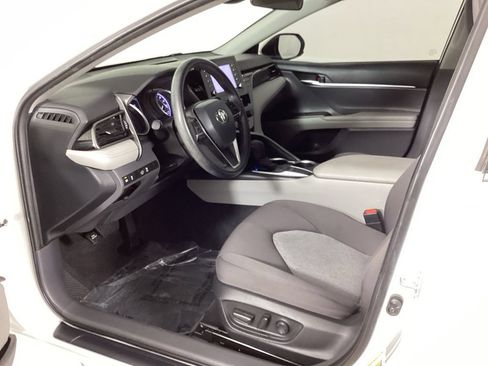 Used 2022 Toyota Camry LE FWD image 28