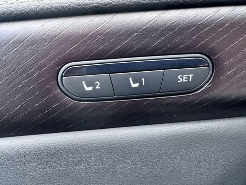 Used 2023 INFINITI QX60 Sensory w/ Cargo Package AWD/4WD image 30
