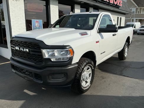 Used 2022 RAM 2500 Tradesman AWD/4WD image 2