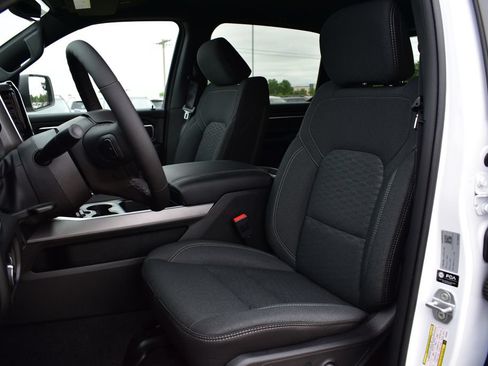 New 2026 RAM 1500 Big Horn AWD/4WD image 21