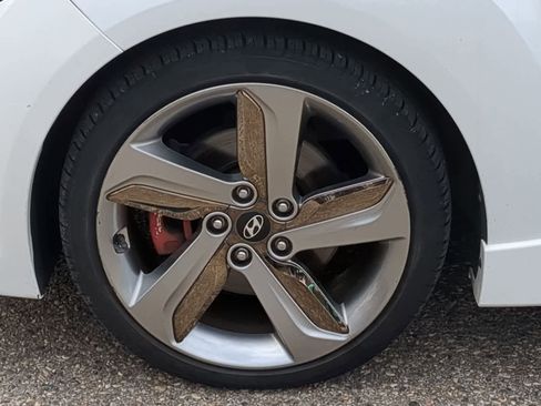 Used 2013 Hyundai Veloster Turbo image 14