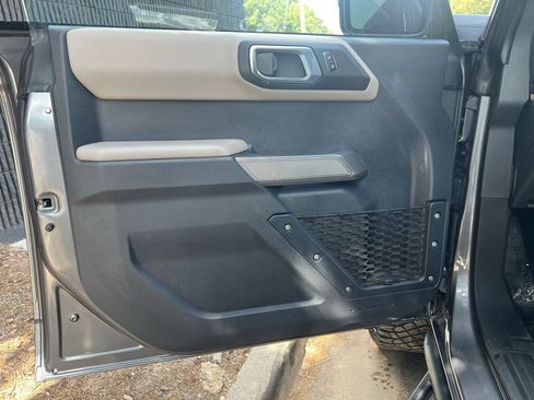 Used 2023 Ford Bronco Wildtrak image 25