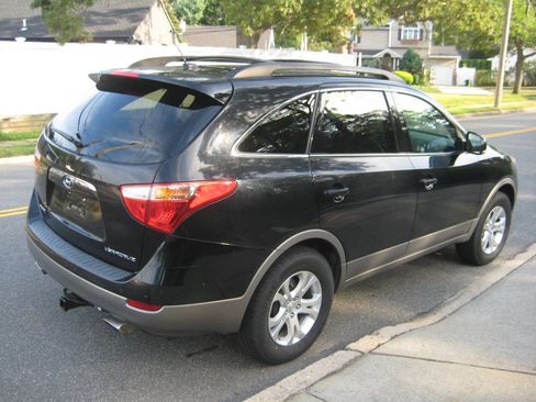 Used 2011 Hyundai Veracruz GLS w/ Premium Pkg 2 image 5