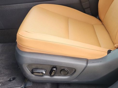 Used 2024 Lexus RX 350 Premium w/ Accessory Package (Z1) image 23