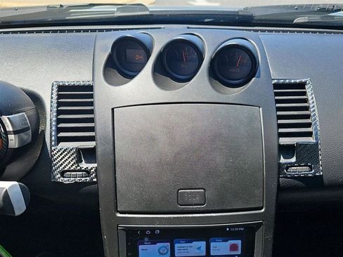 Used 2005 Nissan 350Z Touring RWD image 9